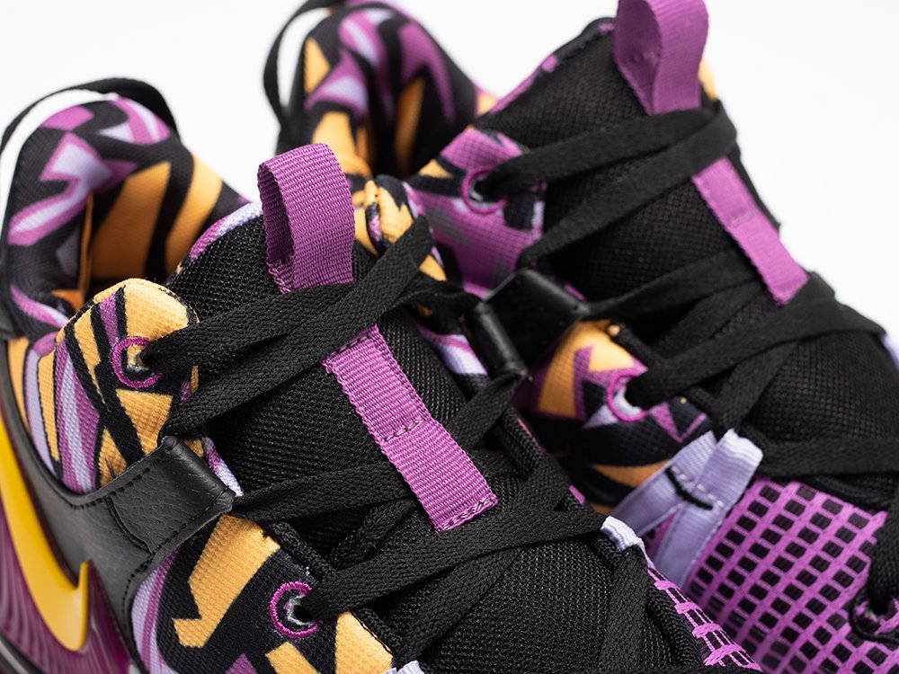 Nike LeBron Witness 7 SE PS Lakers Graffiti фиолетовые текстиль мужские (AR30919) - фото 7