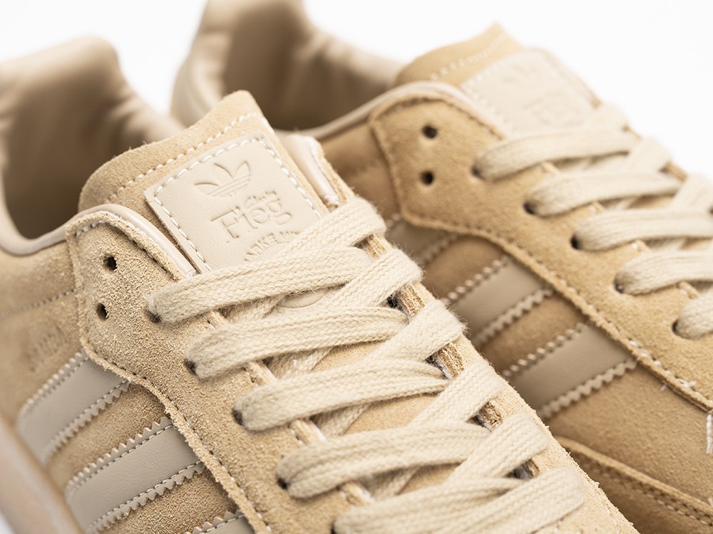 Adidas Ronnie Fieg x Clarks x Samba бежевые замша мужские (AR30932) - фото 7 Adidas Ronnie Fieg x Clarks x Samba бежевые замша мужские (AR30932) - фото 7