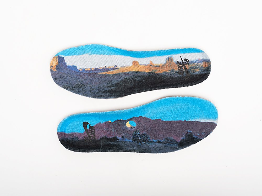 Nike Di’orr Greenwood x SB Dunk High разноцветные кожа мужские (AR31127) - фото 9 Nike Di’orr Greenwood x SB Dunk High разноцветные кожа мужские (AR31127) - фото 9