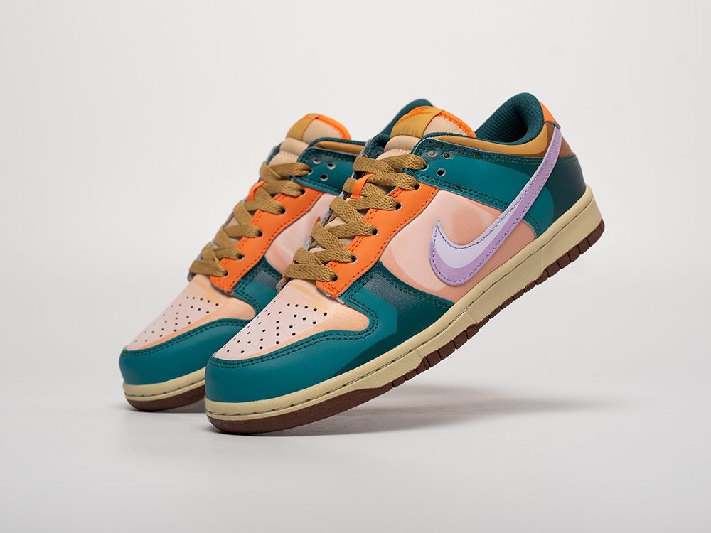 Nike SB Dunk Low WMNS разноцветные кожа женские (AR31532) - фото 2 Nike SB Dunk Low WMNS разноцветные кожа женские (AR31532) - фото 2