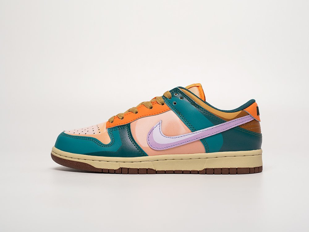 Nike SB Dunk Low WMNS разноцветные кожа женские (AR31532) - фото 1 Nike SB Dunk Low WMNS разноцветные кожа женские (AR31532) - фото 1