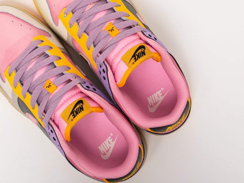 Nike SB Dunk Low WMNS разноцветные кожа женские (AR31593) - фото 111 Nike SB Dunk Low WMNS разноцветные кожа женские (AR31593) - фото 111