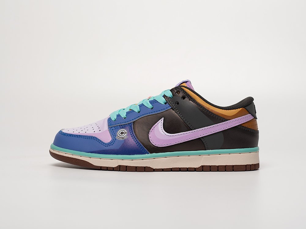 Nike SB Dunk Low WMNS разноцветные кожа женские (AR31596) - фото 1 Nike SB Dunk Low WMNS разноцветные кожа женские (AR31596) - фото 1