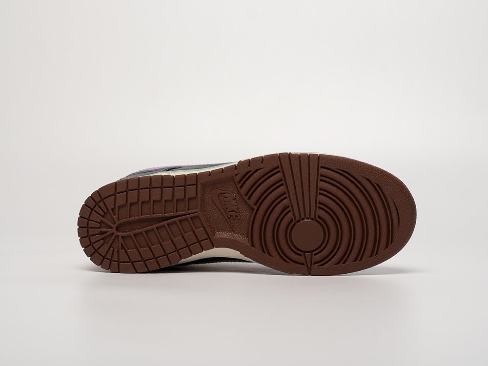 Nike SB Dunk Low WMNS разноцветные кожа женские (AR31596) - фото 111 Nike SB Dunk Low WMNS разноцветные кожа женские (AR31596) - фото 111