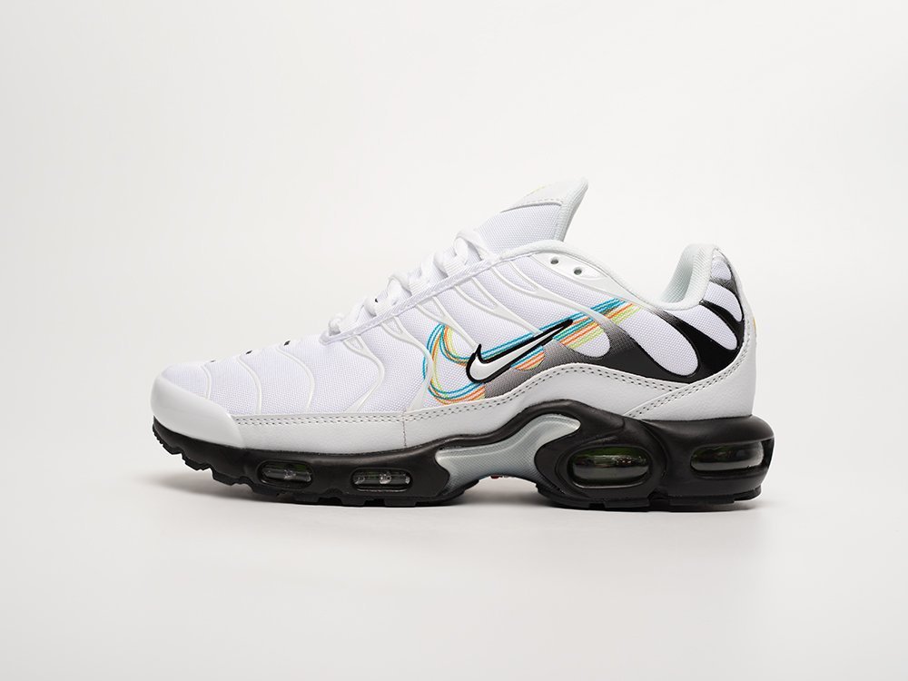 Nike Air Max Plus TN Layered Swoosh белые текстиль мужские (AR31810) - фото 1 Nike Air Max Plus TN Layered Swoosh белые текстиль мужские (AR31810) - фото 1