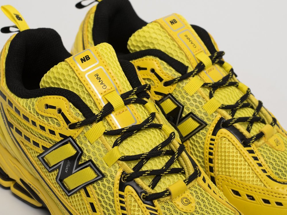 New Balance x GANNI x 1906R Blazing Yellow желтые текстиль мужские (AR31828) - фото 7