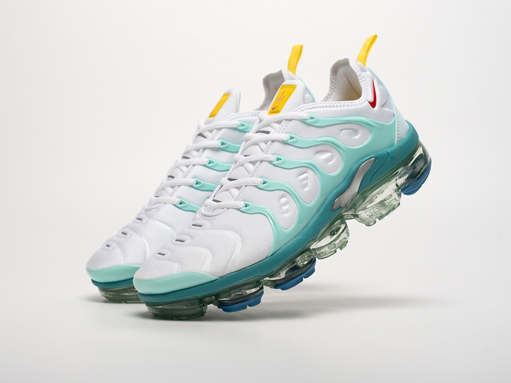 Nike Air VaporMax Plus белые текстиль мужские (AR32572) - фото 2