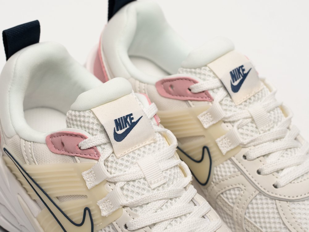 Nike V2K Run WMNS белые текстиль женские (AR32662) - фото 7 Nike V2K Run WMNS белые текстиль женские (AR32662) - фото 7