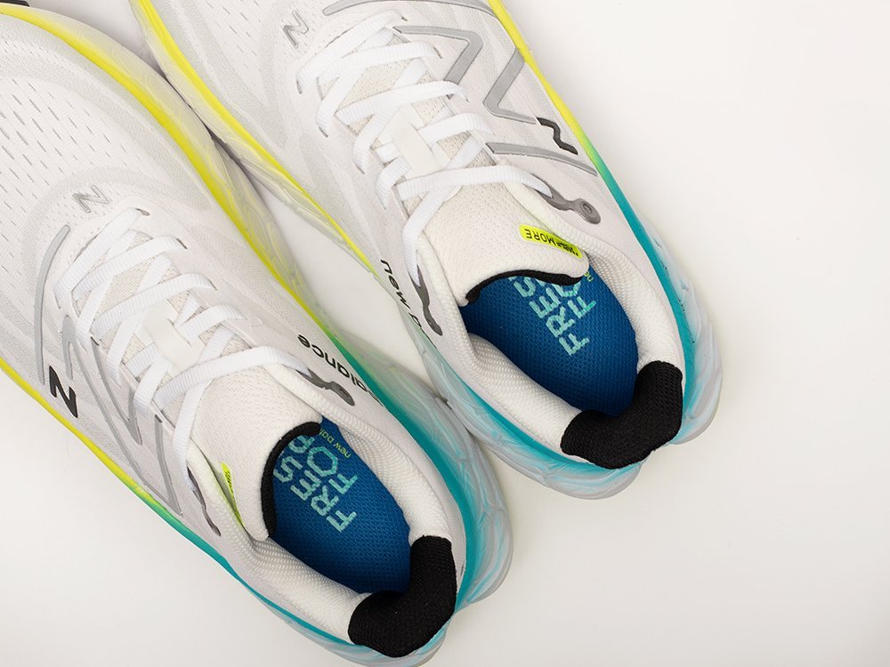 New Balance Fresh Foam X More Trail v4 белые текстиль мужские (AR32667) - фото 8 New Balance Fresh Foam X More Trail v4 белые текстиль мужские (AR32667) - фото 8