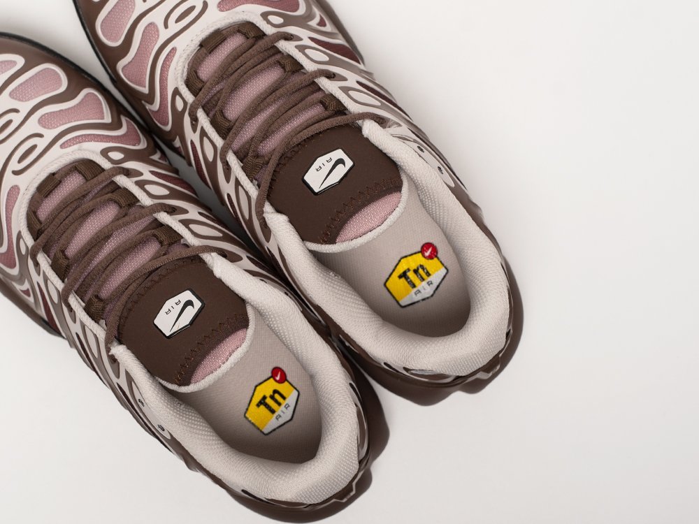 Nike Air Max Plus Drift коричневые текстиль мужские (AR32684) - фото 8 Nike Air Max Plus Drift коричневые текстиль мужские (AR32684) - фото 8