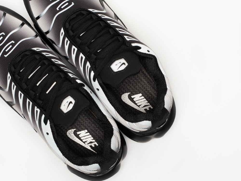 Nike air max plus tn black white best sale