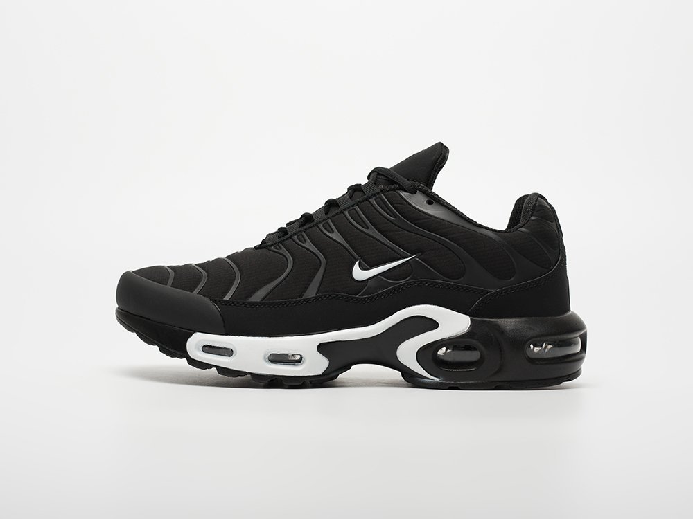 Nike air max plus men's black and white best sale