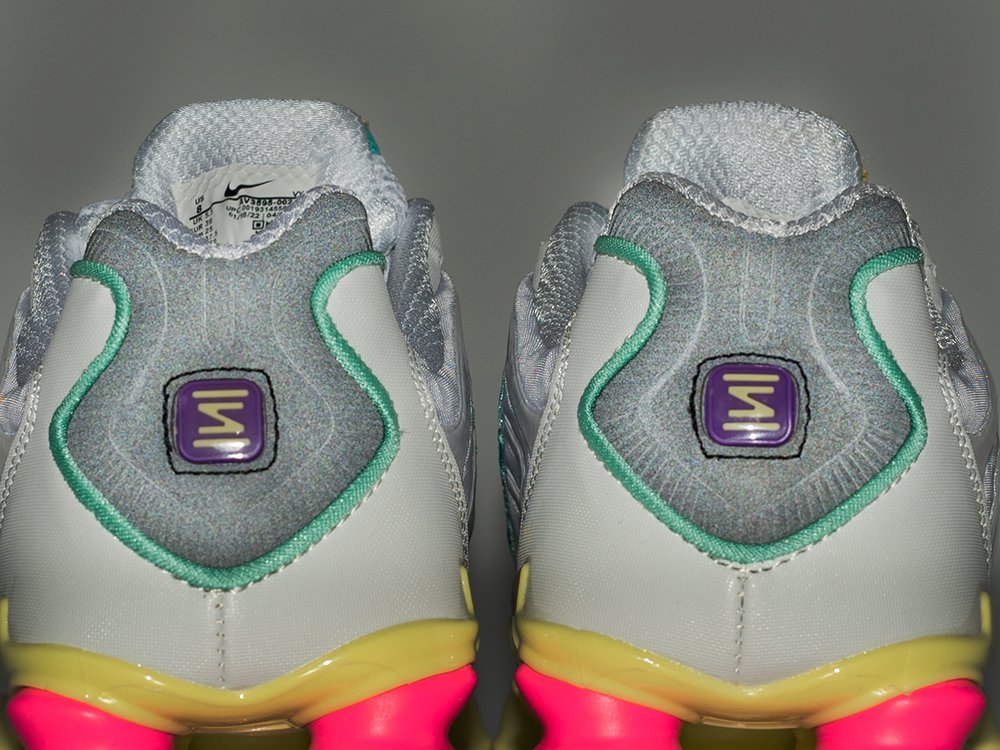 Nike Shox TL WMNS белые текстиль женские (AR33532) - фото 9 Nike Shox TL WMNS белые текстиль женские (AR33532) - фото 9