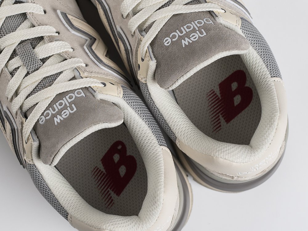 New Balance 574 Legacy WMNS белые замша женские (AR33647) - фото 5 New Balance 574 Legacy WMNS белые замша женские (AR33647) - фото 5