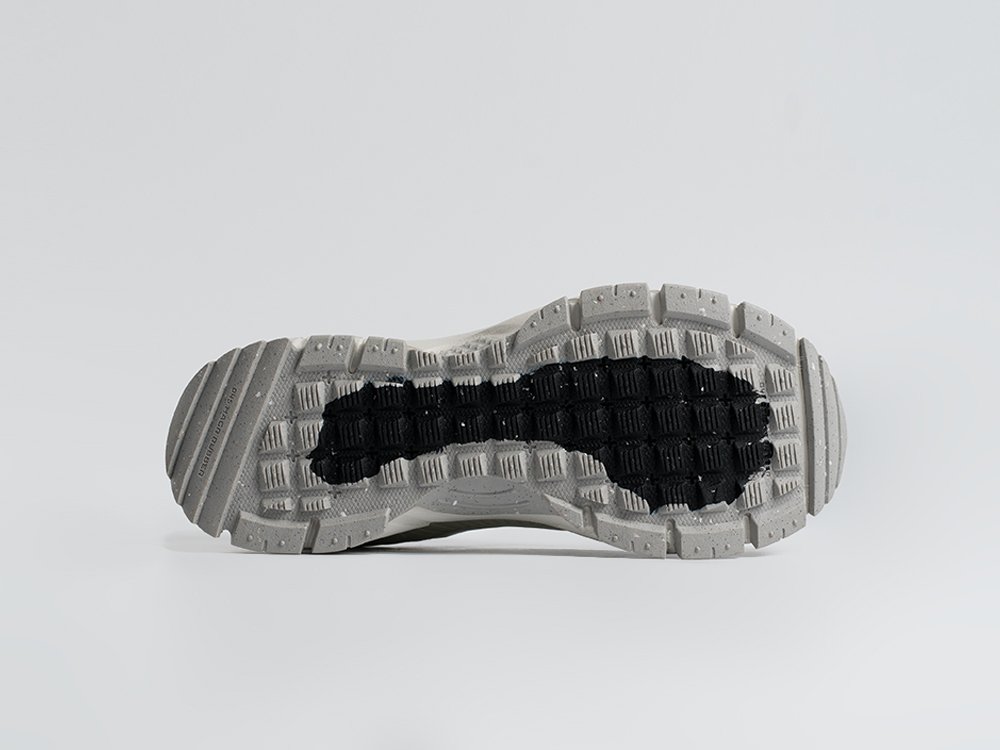 Nike Zoom Vomero 5 Roam WMNS белые текстиль женские (AR34324) - фото 4 Nike Zoom Vomero 5 Roam WMNS белые текстиль женские (AR34324) - фото 4