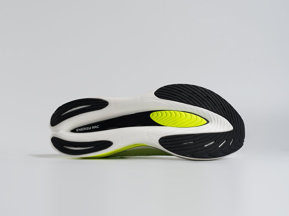 New Balance FuelCell SC Elite v3 белые текстиль мужские (AR34346) - фото 4 New Balance FuelCell SC Elite v3 белые текстиль мужские (AR34346) - фото 4