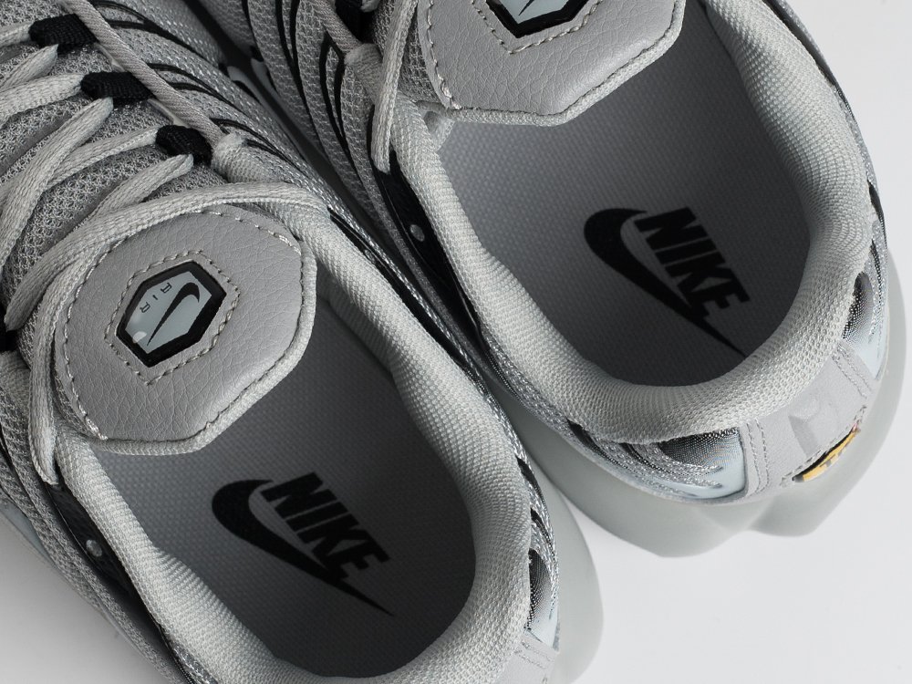 Nike Air Max Plus TN серые текстиль мужские (AR34456) - фото 4 Nike Air Max Plus TN серые текстиль мужские (AR34456) - фото 4