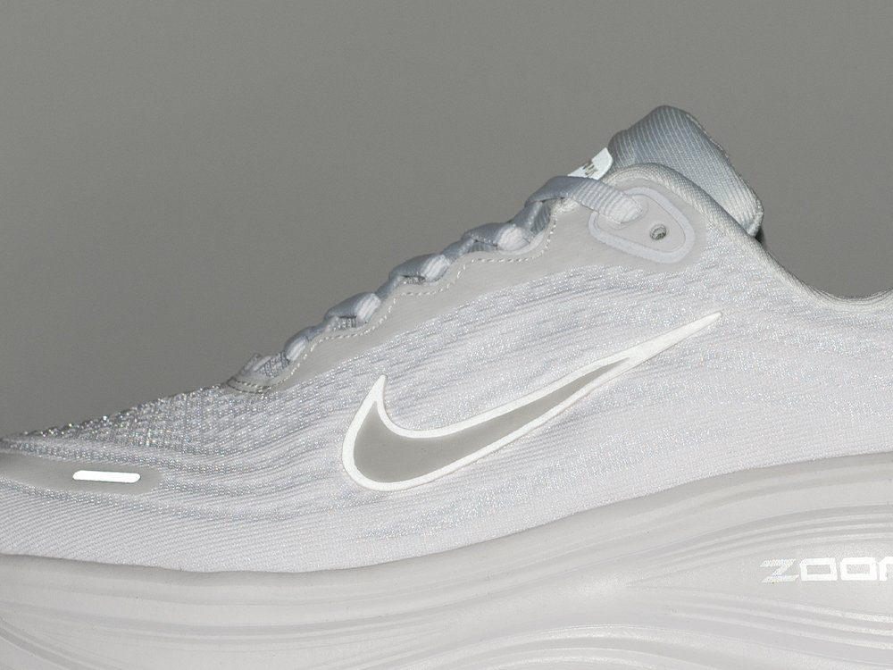 Nike Vomero 18 белые текстиль мужские (AR34495) - фото 6 Nike Vomero 18 белые текстиль мужские (AR34495) - фото 6