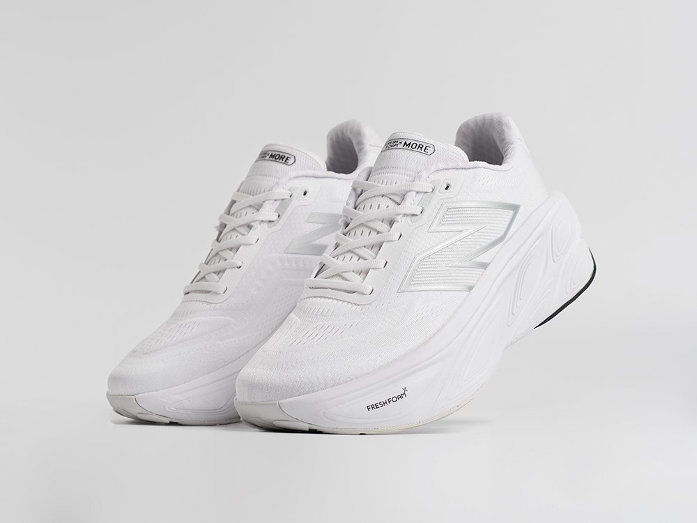 New Balance Fresh Foam X More Trail v5 белые текстиль мужские (AR34689) - фото 2 New Balance Fresh Foam X More Trail v5 белые текстиль мужские (AR34689) - фото 2