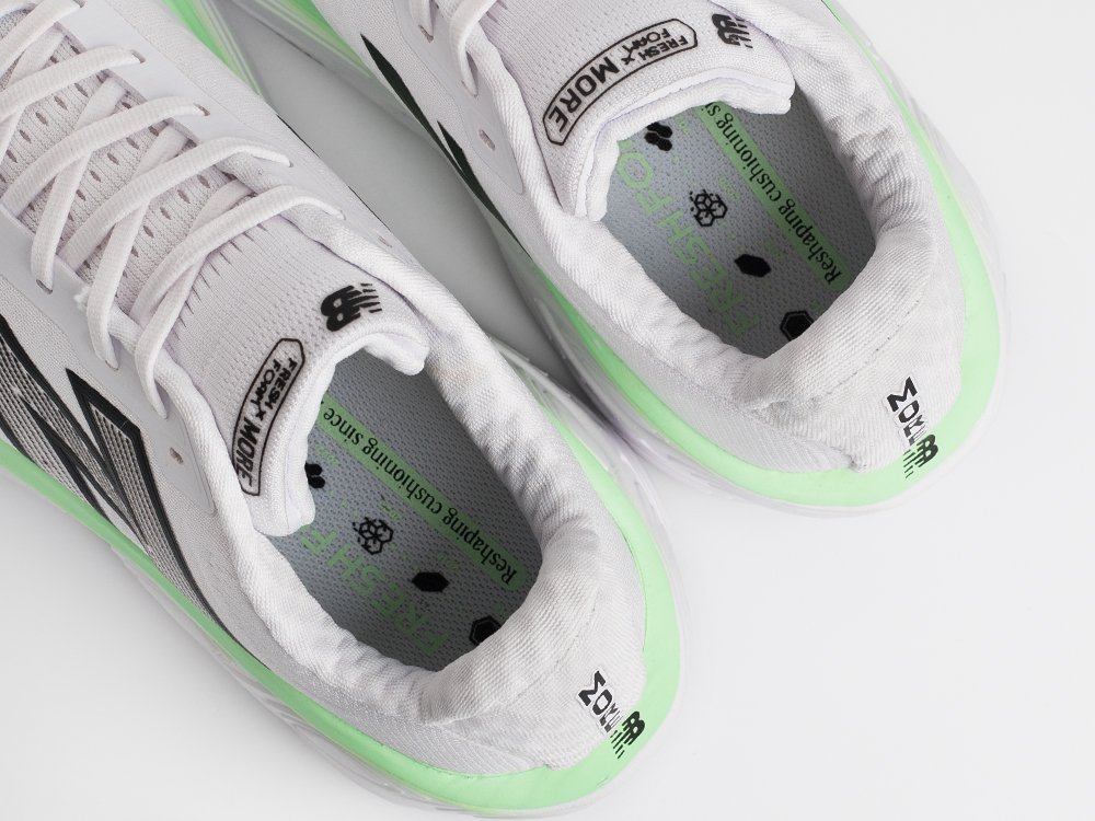 New Balance Fresh Foam X More Trail v5 белые текстиль мужские (AR34702) - фото 5