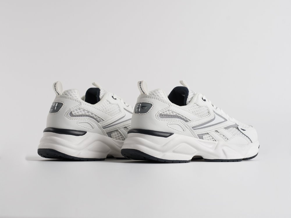 Reebok Charge WMNS белые текстиль женские (AR34870) - фото 3 Reebok Charge WMNS белые текстиль женские (AR34870) - фото 3