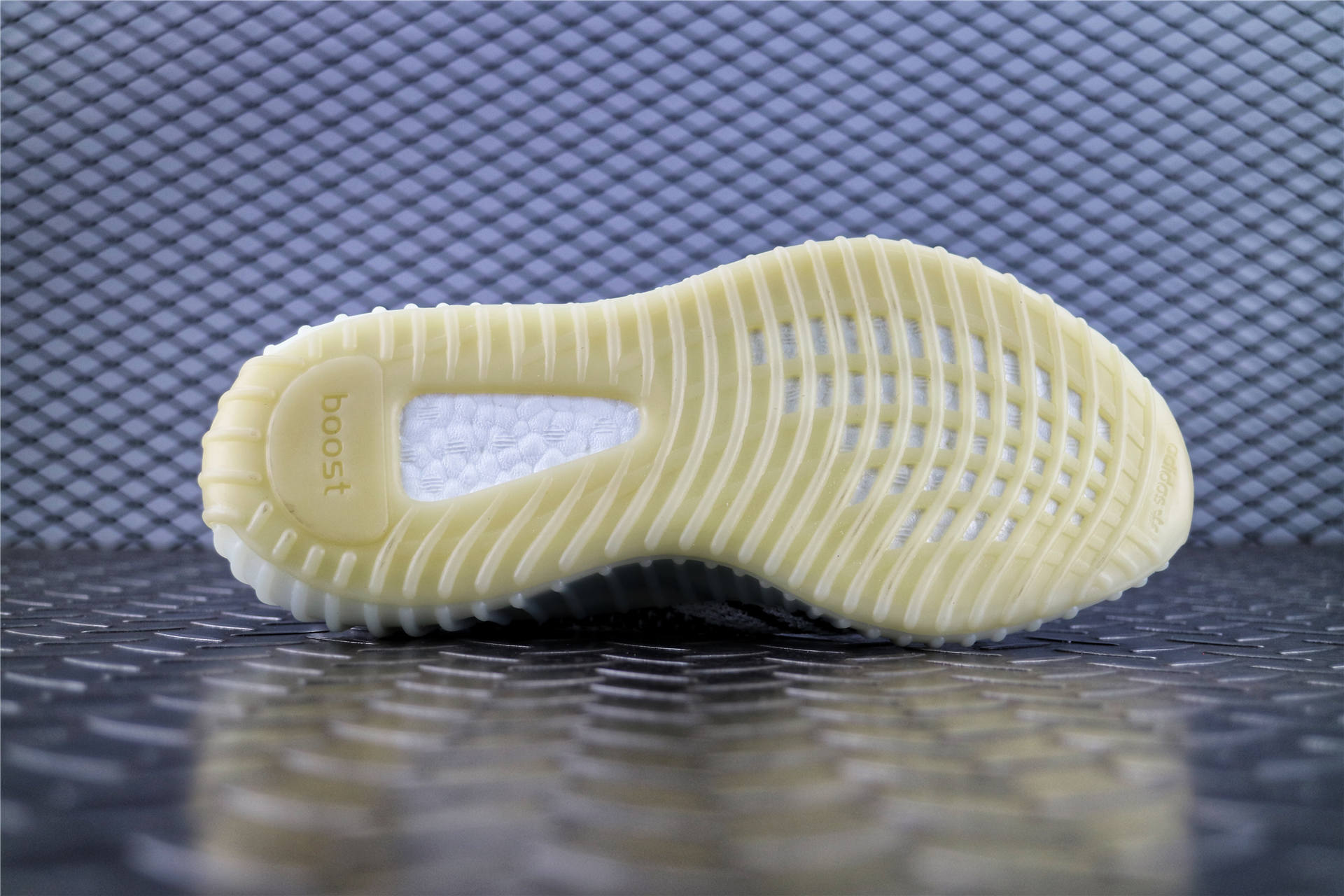 мужские кроссовки Adidas Yeezy 350 Boost V2 Zebra White / Core Black / Red