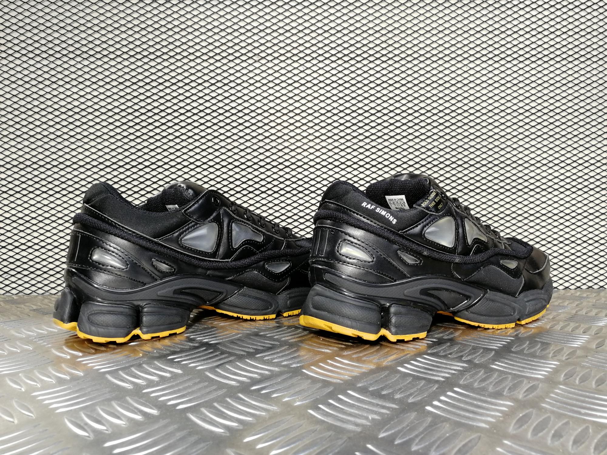 мужские кроссовки Adidas Ozweego 2 X Raf Simons Bunny Core Black / Gum
