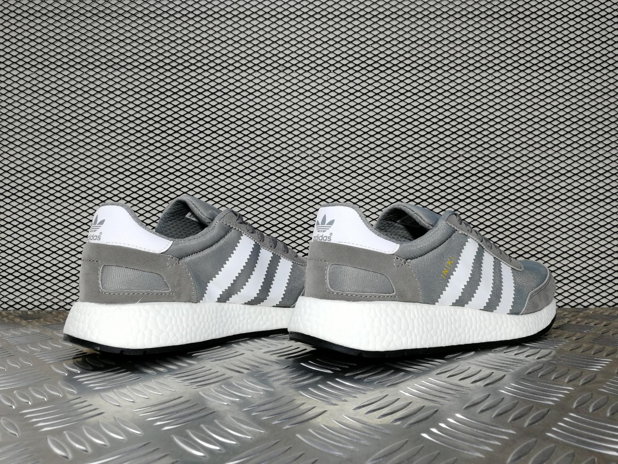Кроссовки мужские Adidas Iniki Runner Boost Grey