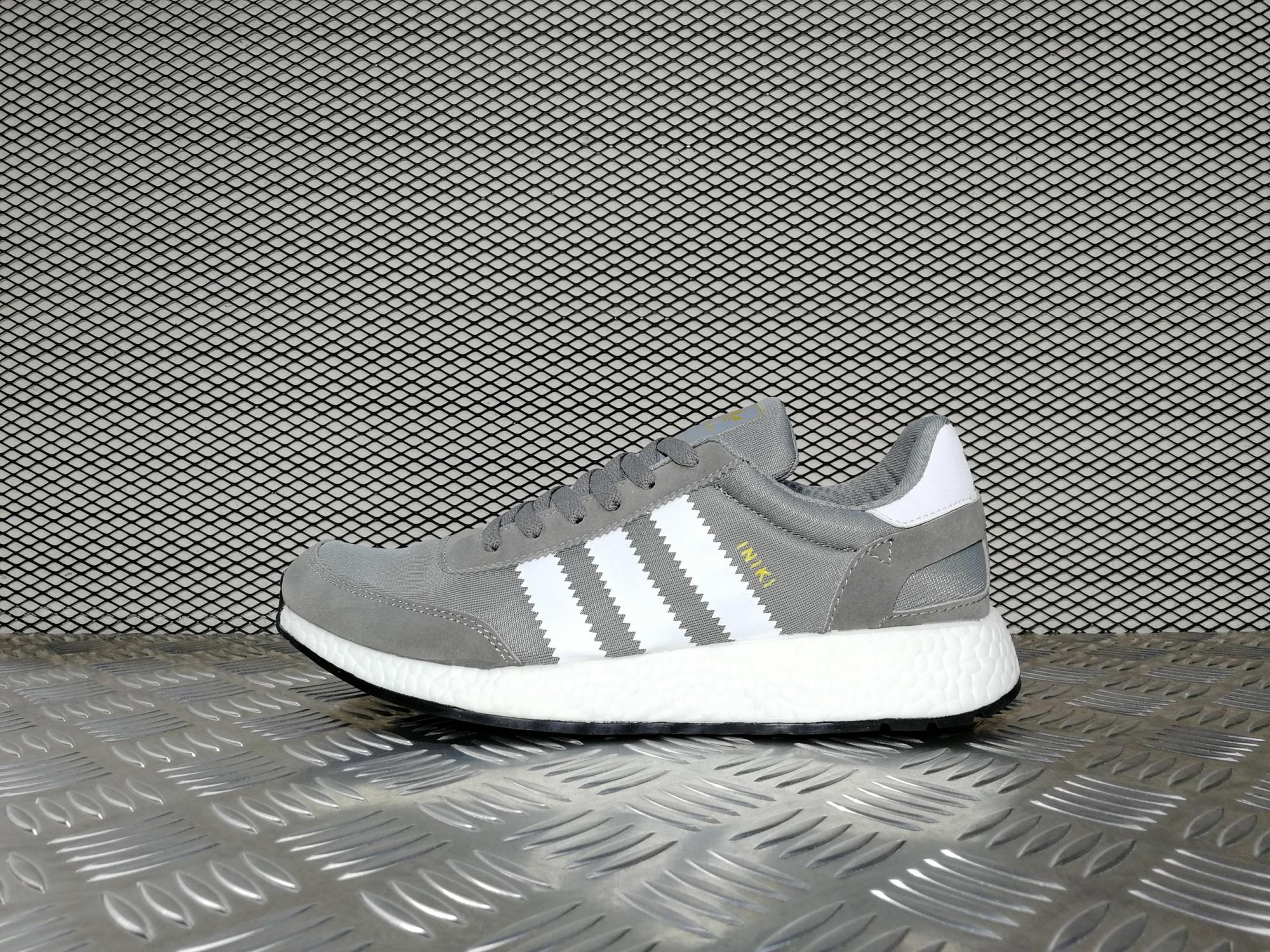 Кроссовки мужские Adidas Iniki Runner Boost Grey