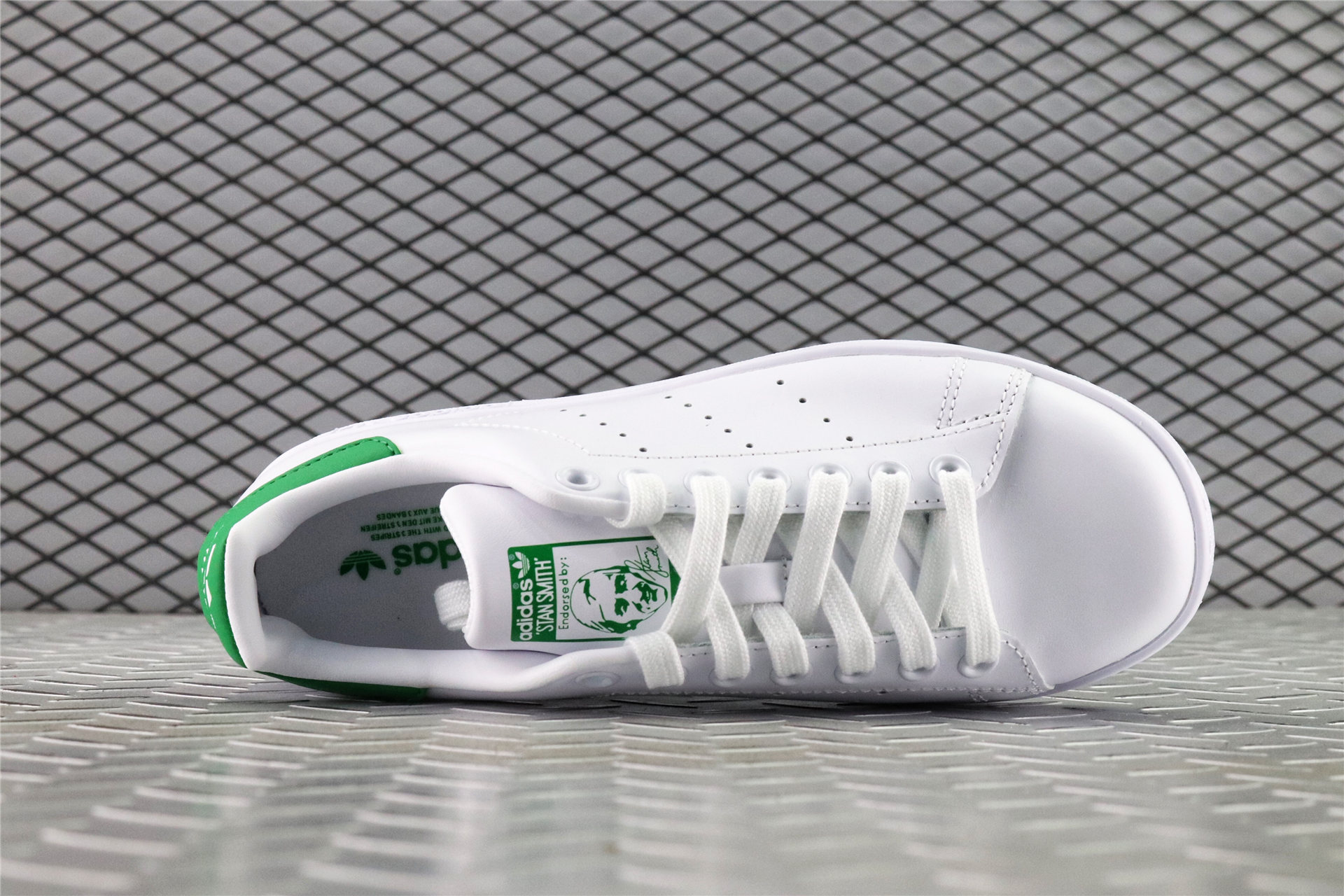 Кроссовки женские Adidas Stan Smith WMNS White / White / Green