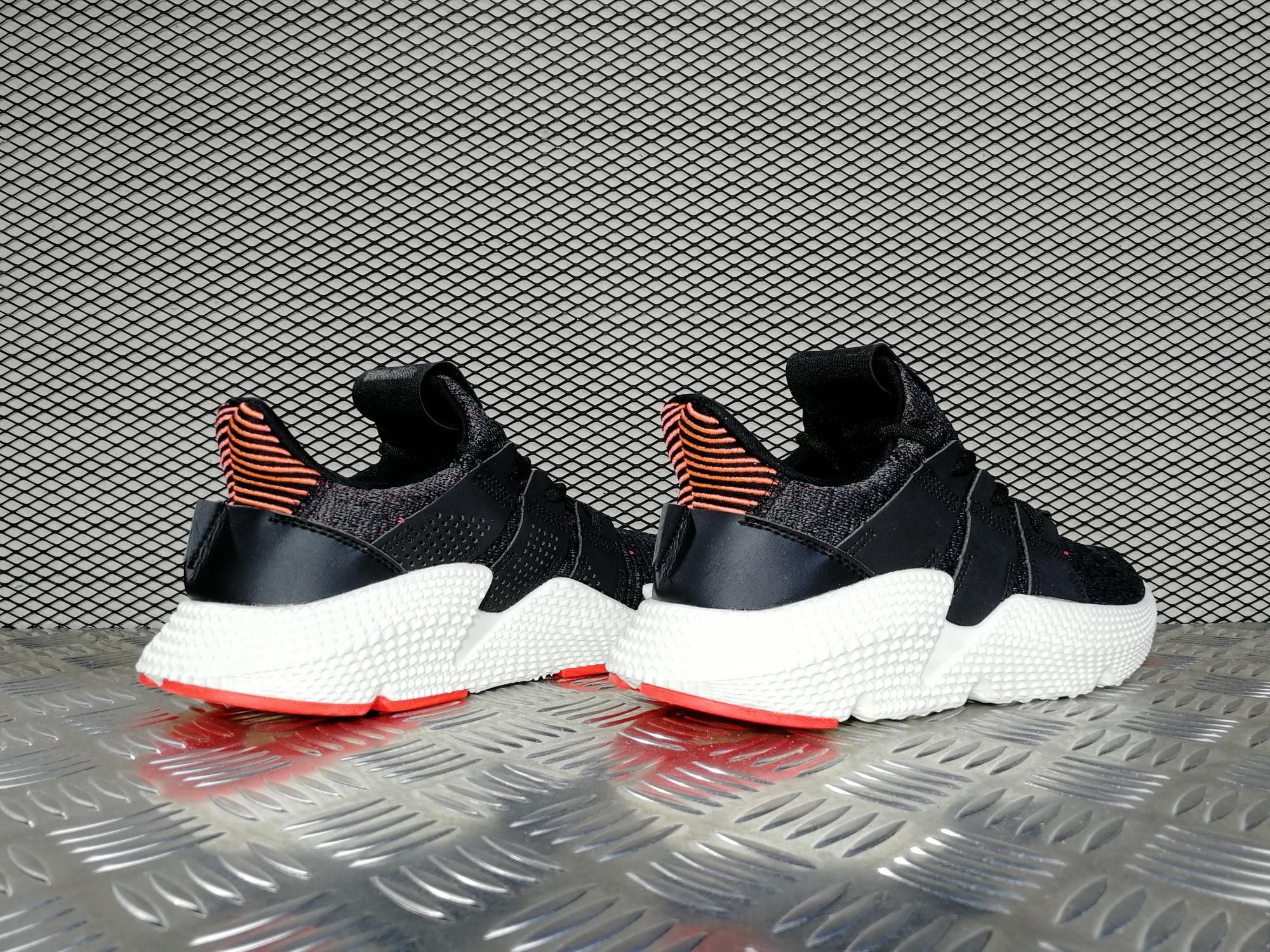 Кроссовки мужские Adidas Prophere Core Black / Core Black / Solar Red CQ3022