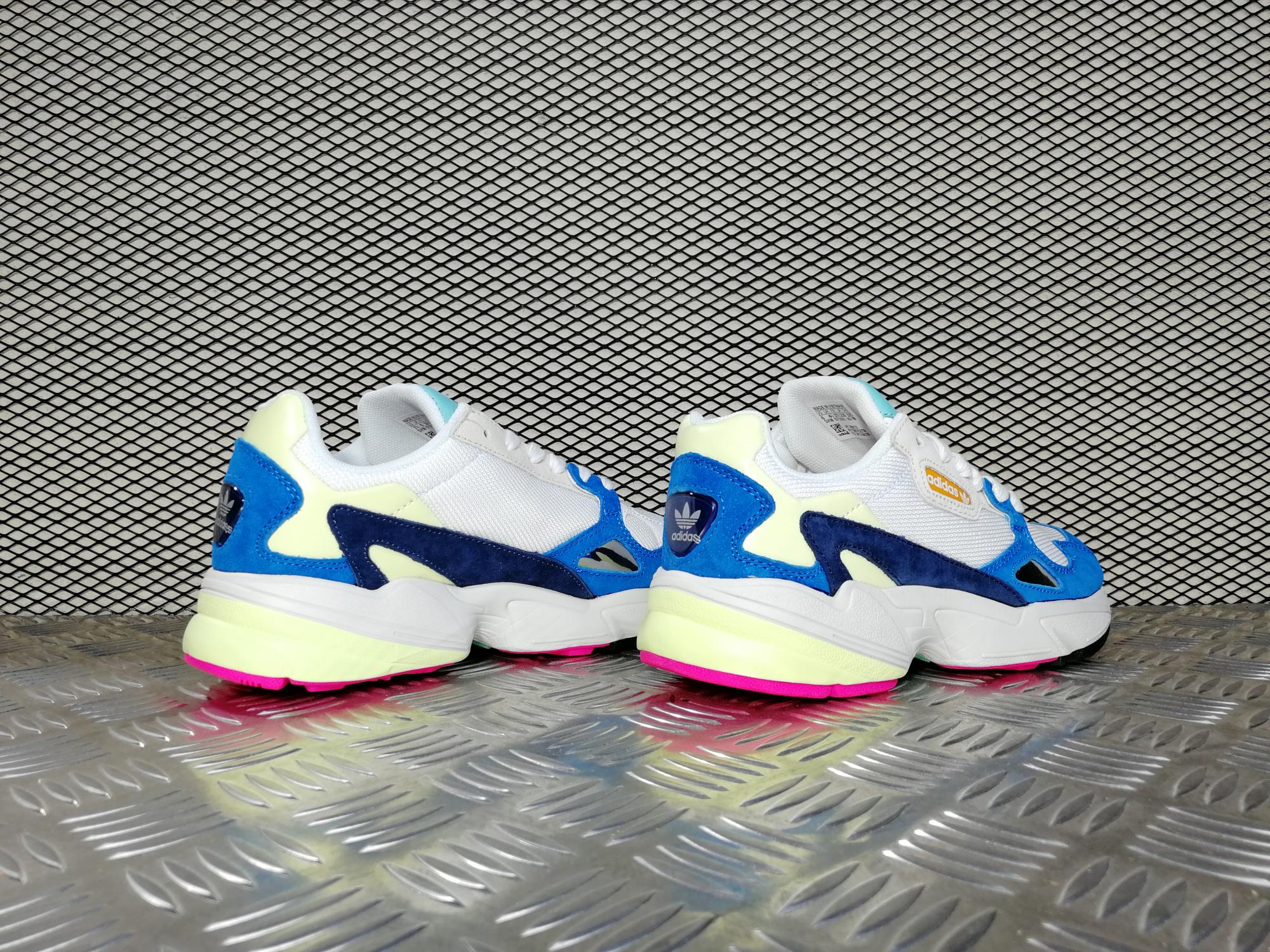 Кроссовки женские Adidas Falcon Ftwr White / Ftwr White / Blue