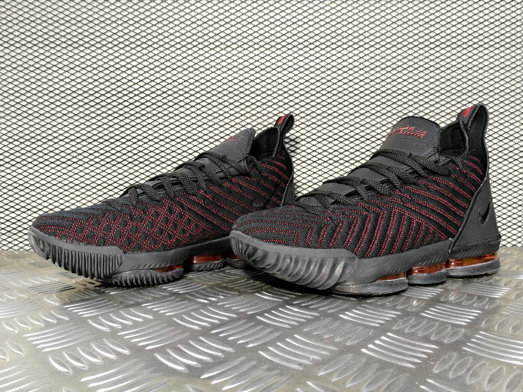 мужские кроссовки Nike Lebron 16 Fresh Bred