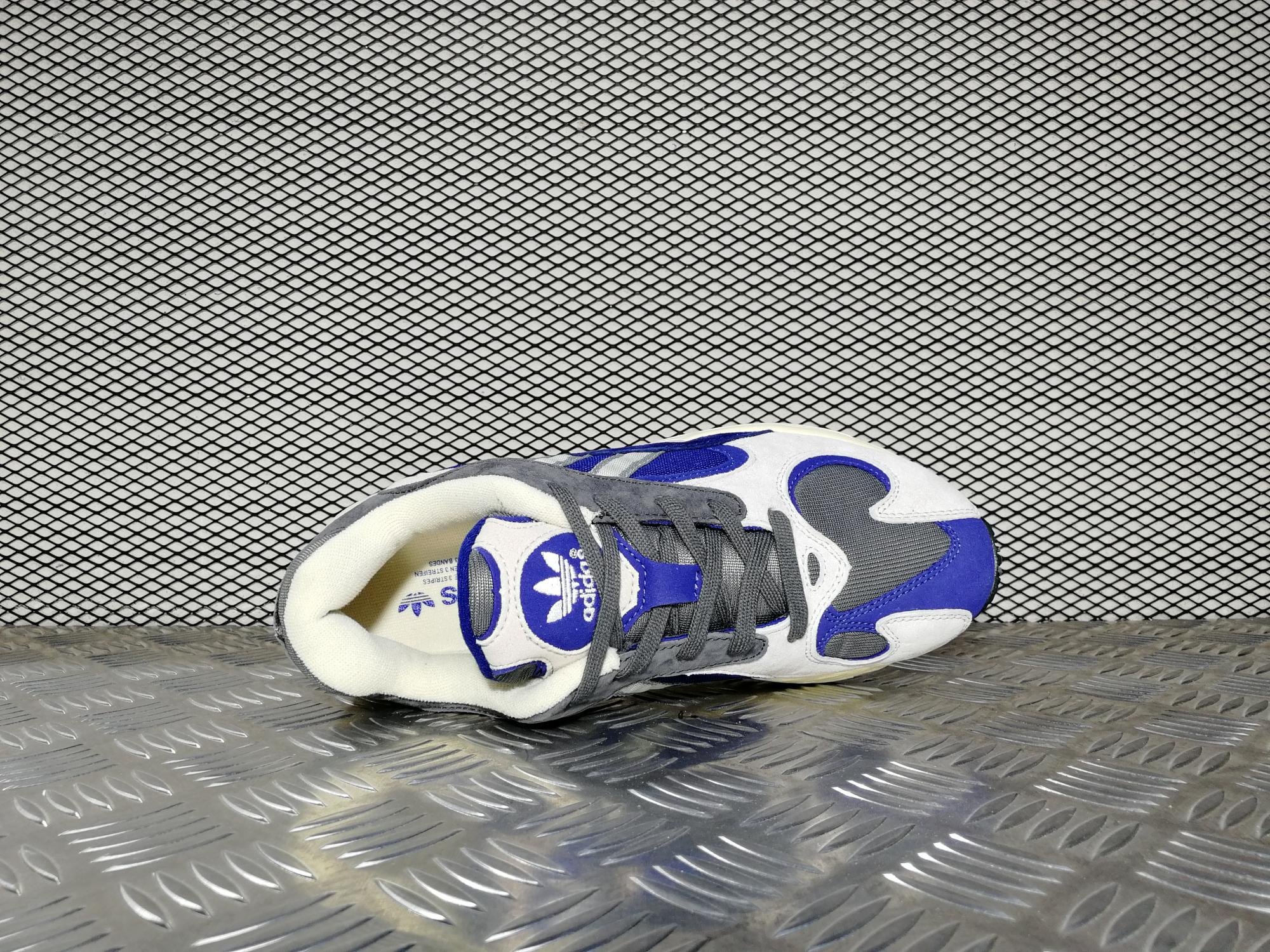 Кроссовки мужские Adidas Yung 1 Alpine