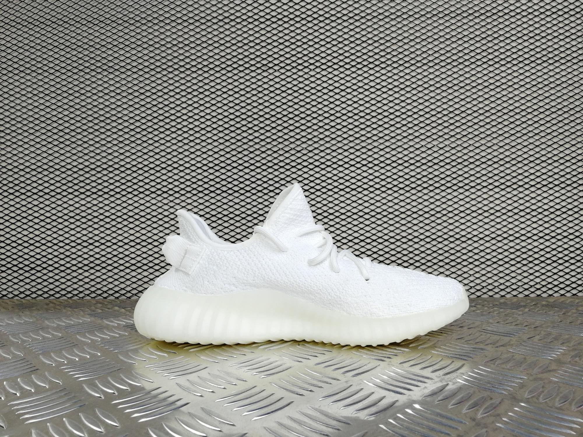 мужские кроссовки Adidas Yeezy 350 Boost V2 Cream / Triple White