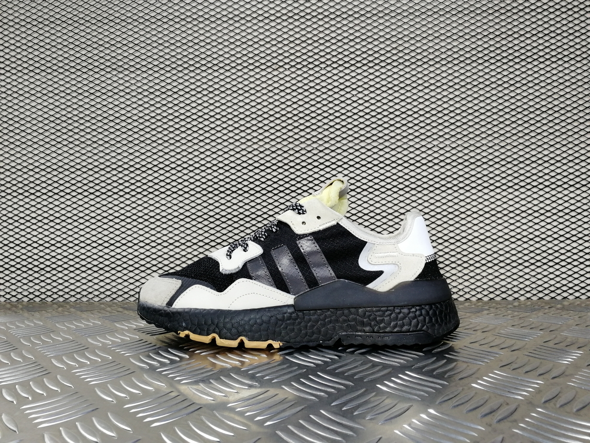 мужские кроссовки Adidas Nite Jogger Core Black / Carbon