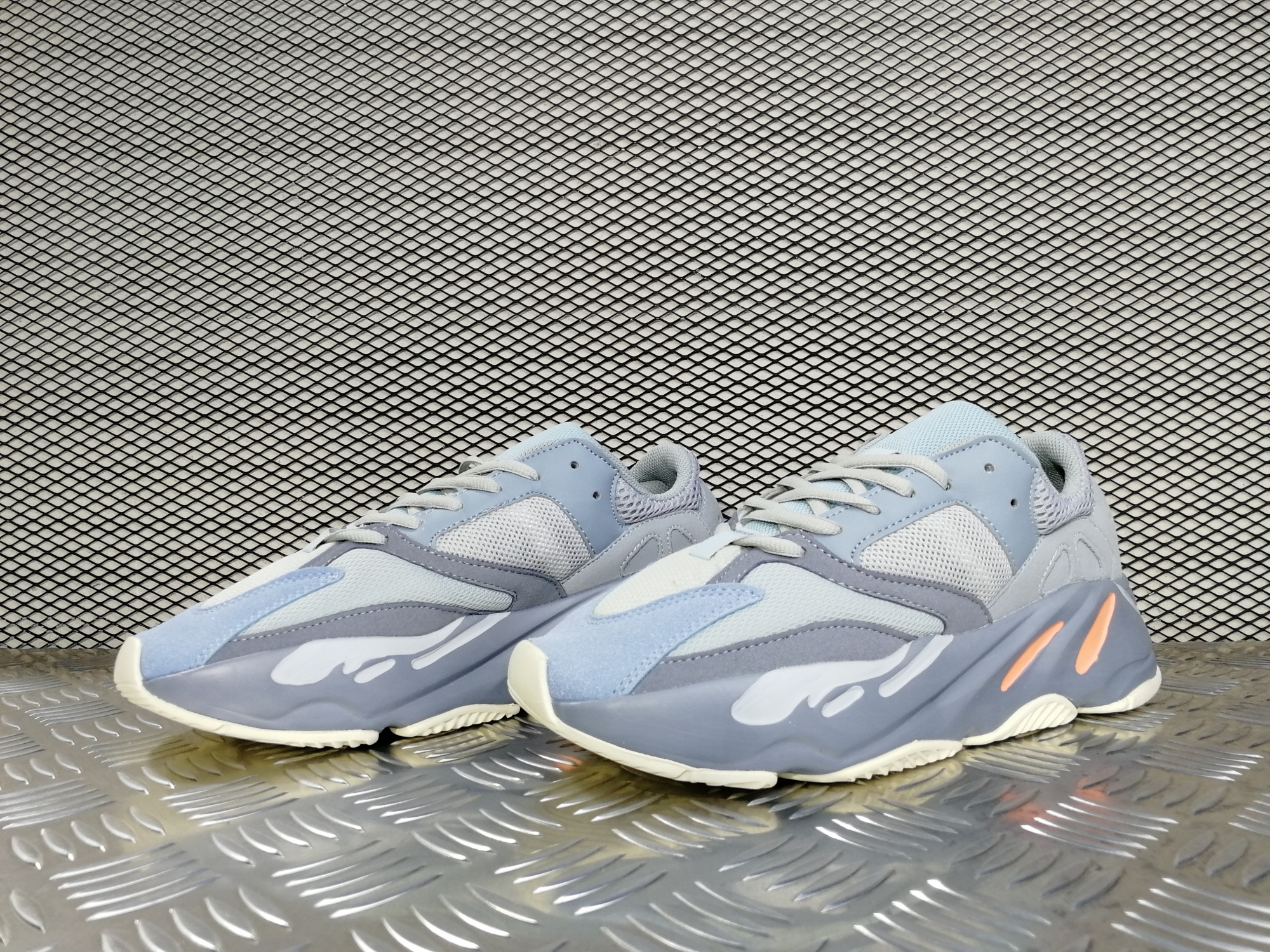 мужские кроссовки Adidas Yeezy Boost 700 Men Inertia