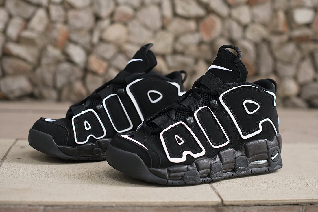 Nike Air More Uptempo черные мужские (AR9541) - фото 1 Nike Air More Uptempo черные мужские (AR9541) - фото 1