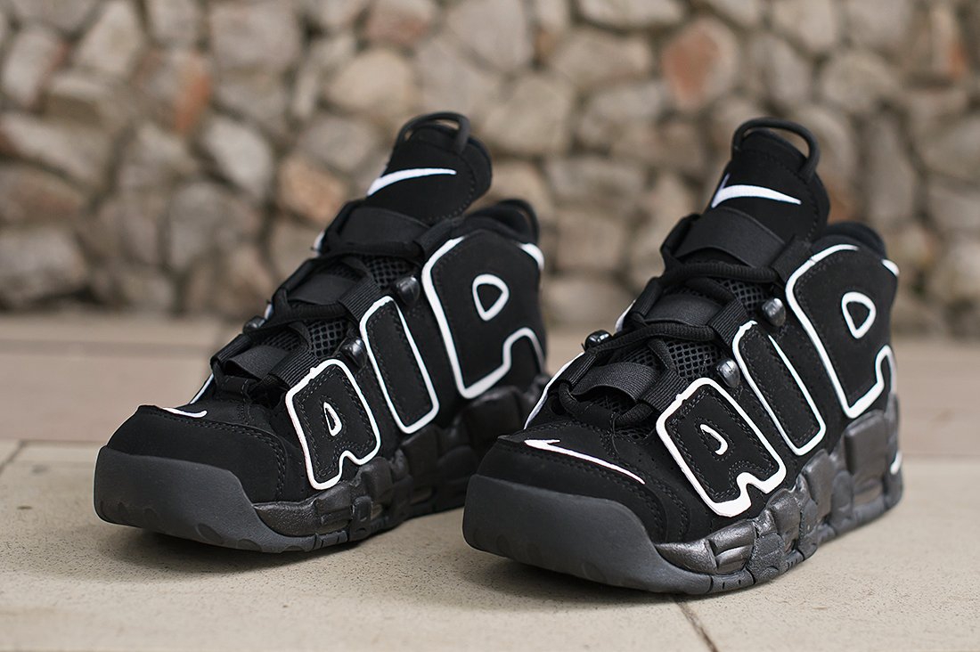 Nike Air More Uptempo черные мужские (AR9541) - фото 2 Nike Air More Uptempo черные мужские (AR9541) - фото 2