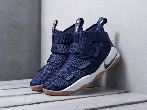 мужские кроссовки Nike Lebron Soldier 11
