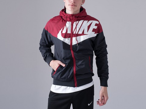 мужская ветровка Nike