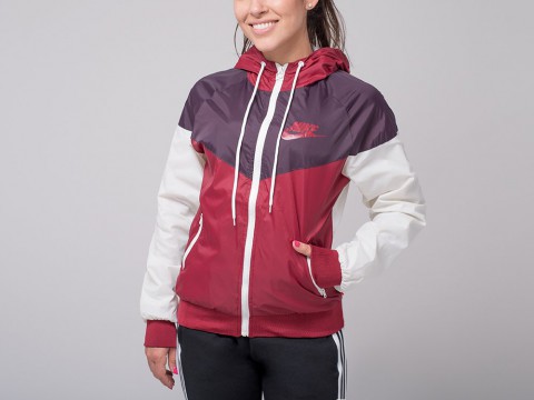женская ветровка Nike