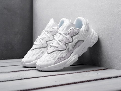 женские кроссовки Adidas Ozweego