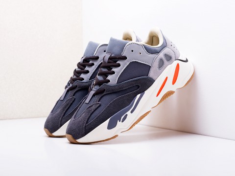 женские кроссовки Adidas Yeezy Boost 700