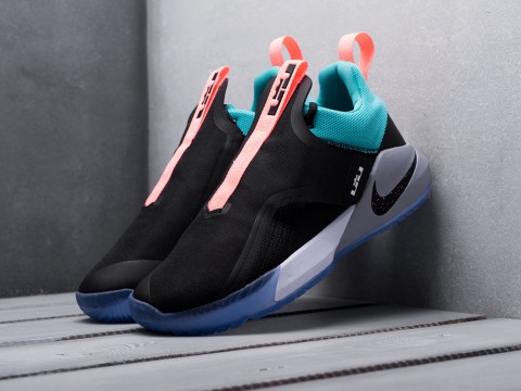 мужские кроссовки Nike LeBron Ambassador 11