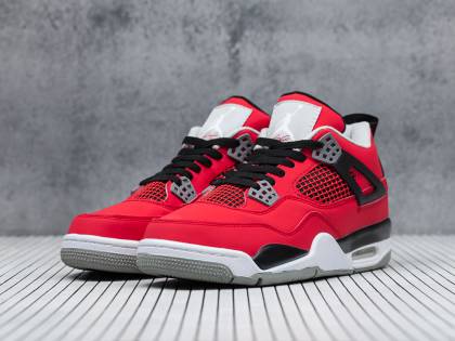 nike jordan 4 toro bravo