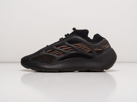 Adidas Yeezy Boost 700 v3 Black / Brown