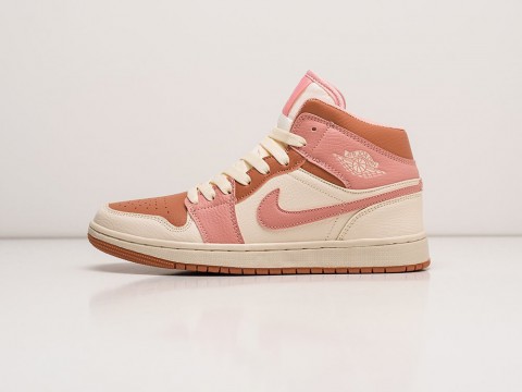 Женские кроссовки Nike Air Jordan 1 WMNS Apricot Orange розовые Женские кроссовки Nike Air Jordan 1 WMNS Apricot Orange розовые