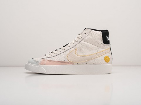 Женские кроссовки Nike Blazer Mid 77 WMNS белые Женские кроссовки Nike Blazer Mid 77 WMNS белые