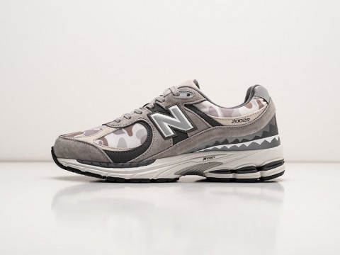 Мужские кроссовки New Balance 2002R x BAPE Apes Together Strong - Grey Camo серые Мужские кроссовки New Balance 2002R x BAPE Apes Together Strong - Grey Camo серые